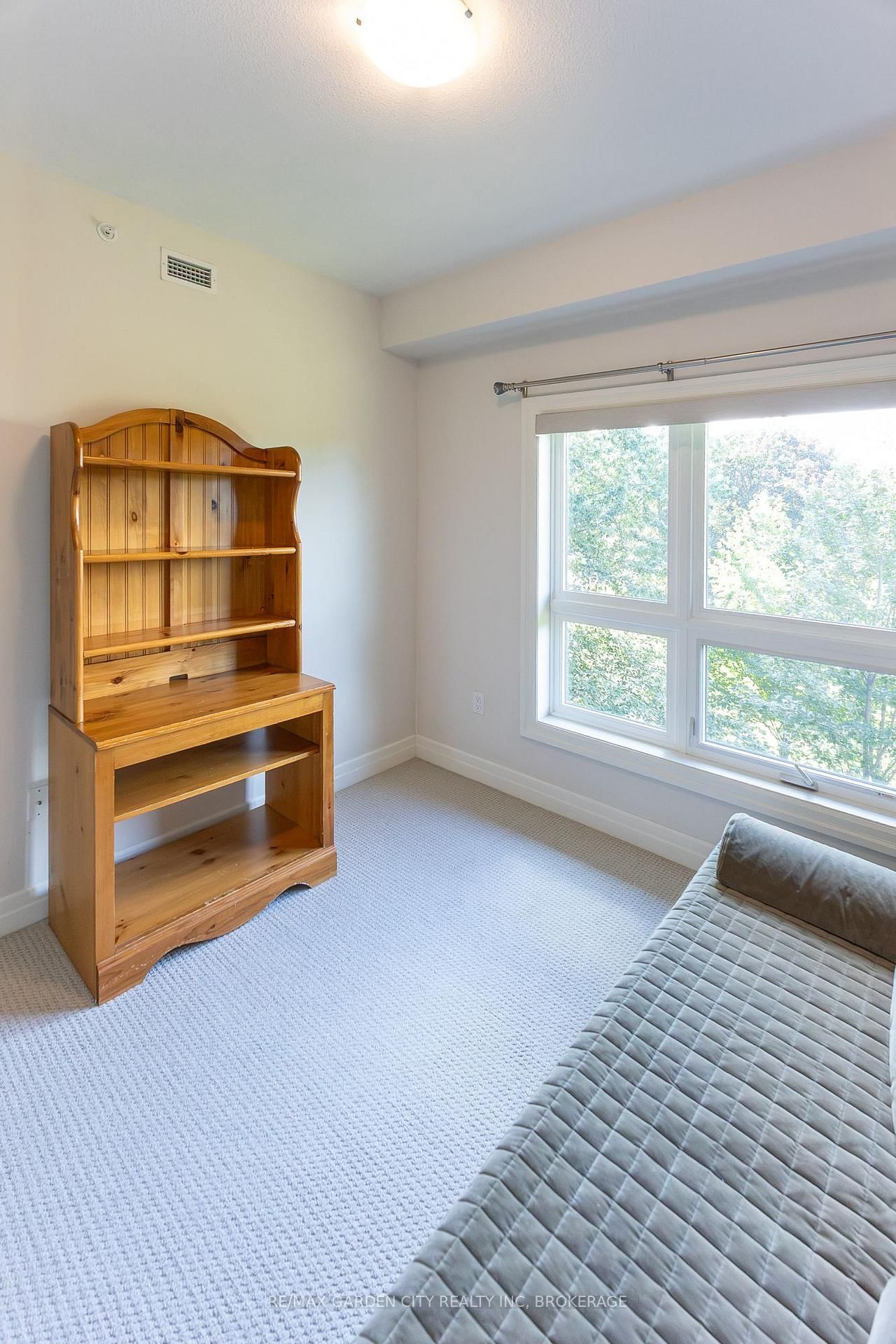 212 Lakeport Road • #303 • St. Catharines, ON photo 24