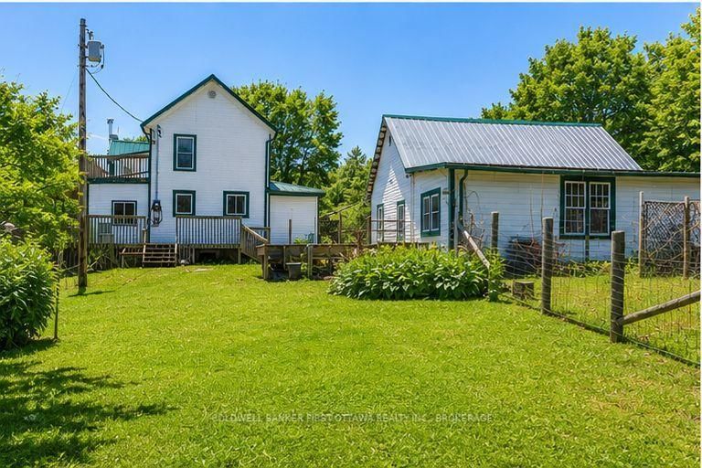 718 Jones Falls Road • Rideau Lakes, ON photo 28