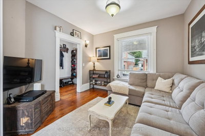 14 Verney Street • Guelph, ON photo 9