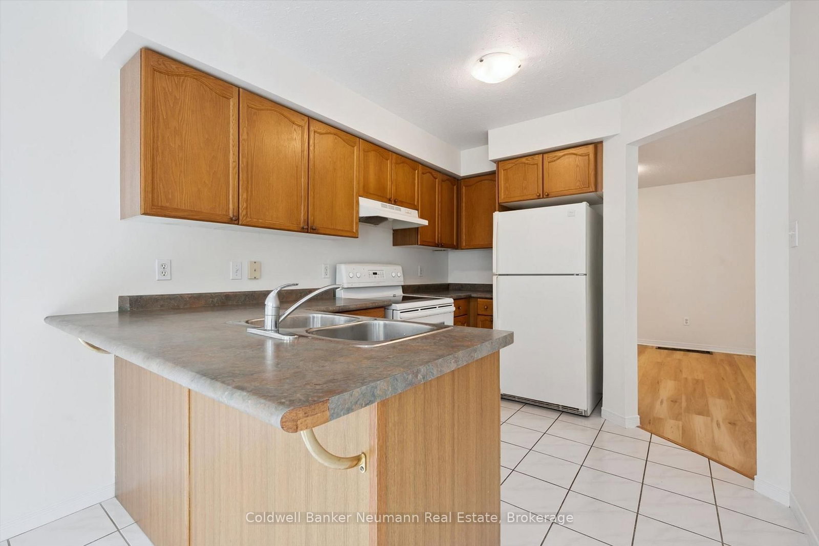 24 Lee Street • Guelph, ON photo 19