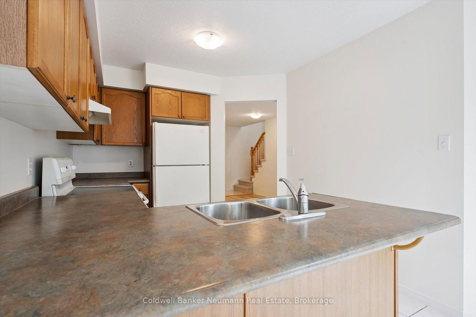 24 Lee Street • Guelph, ON photo 21
