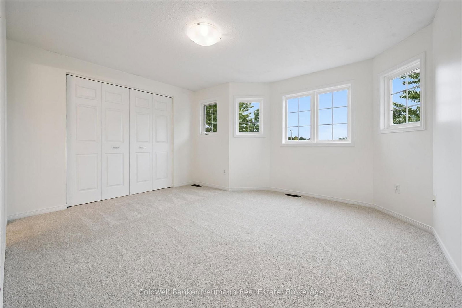 24 Lee Street • Guelph, ON photo 29