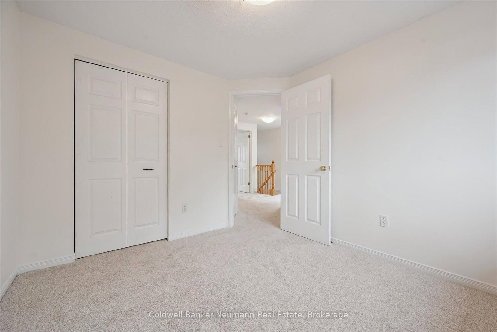 24 Lee Street • Guelph, ON photo 36