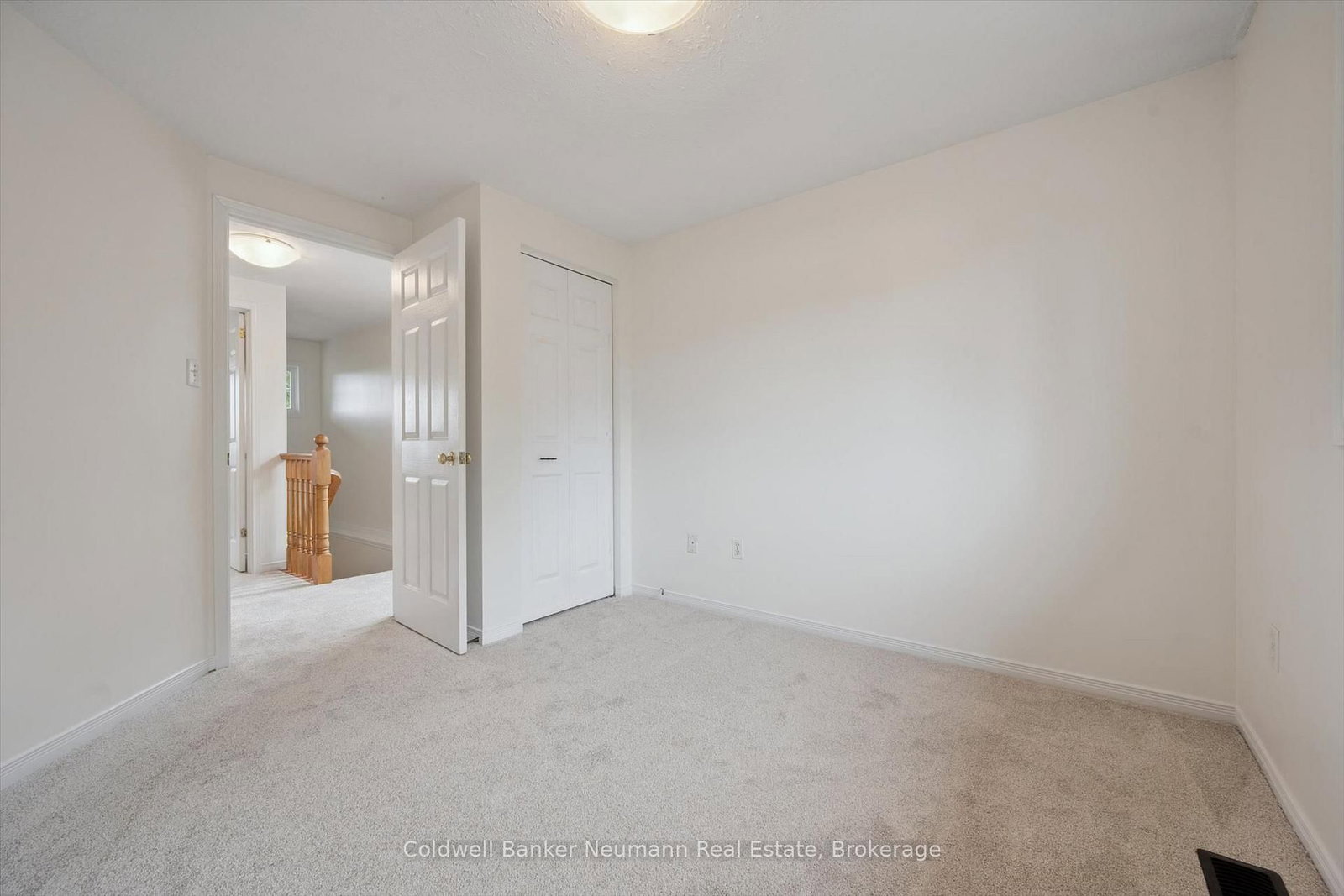 24 Lee Street • Guelph, ON photo 39