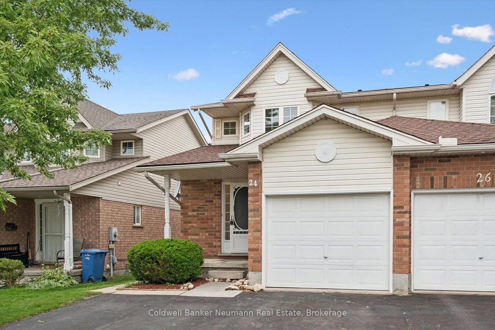 24 Lee Street • Guelph, ON photo 4