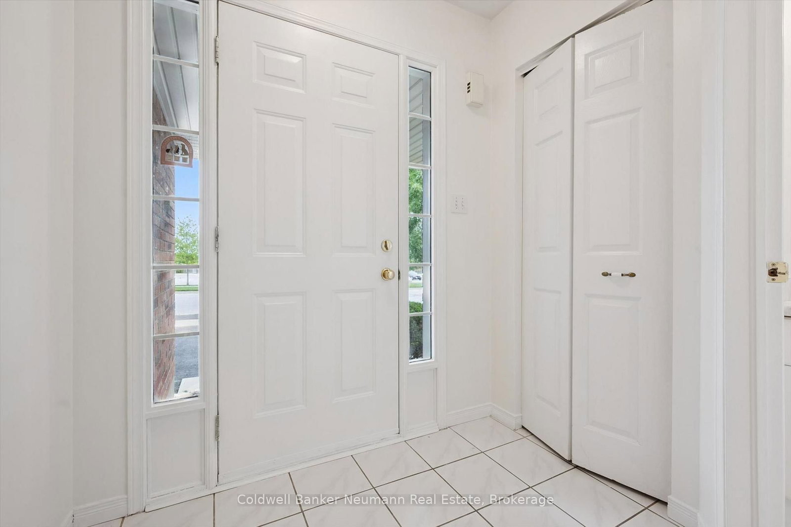 24 Lee Street • Guelph, ON photo 6