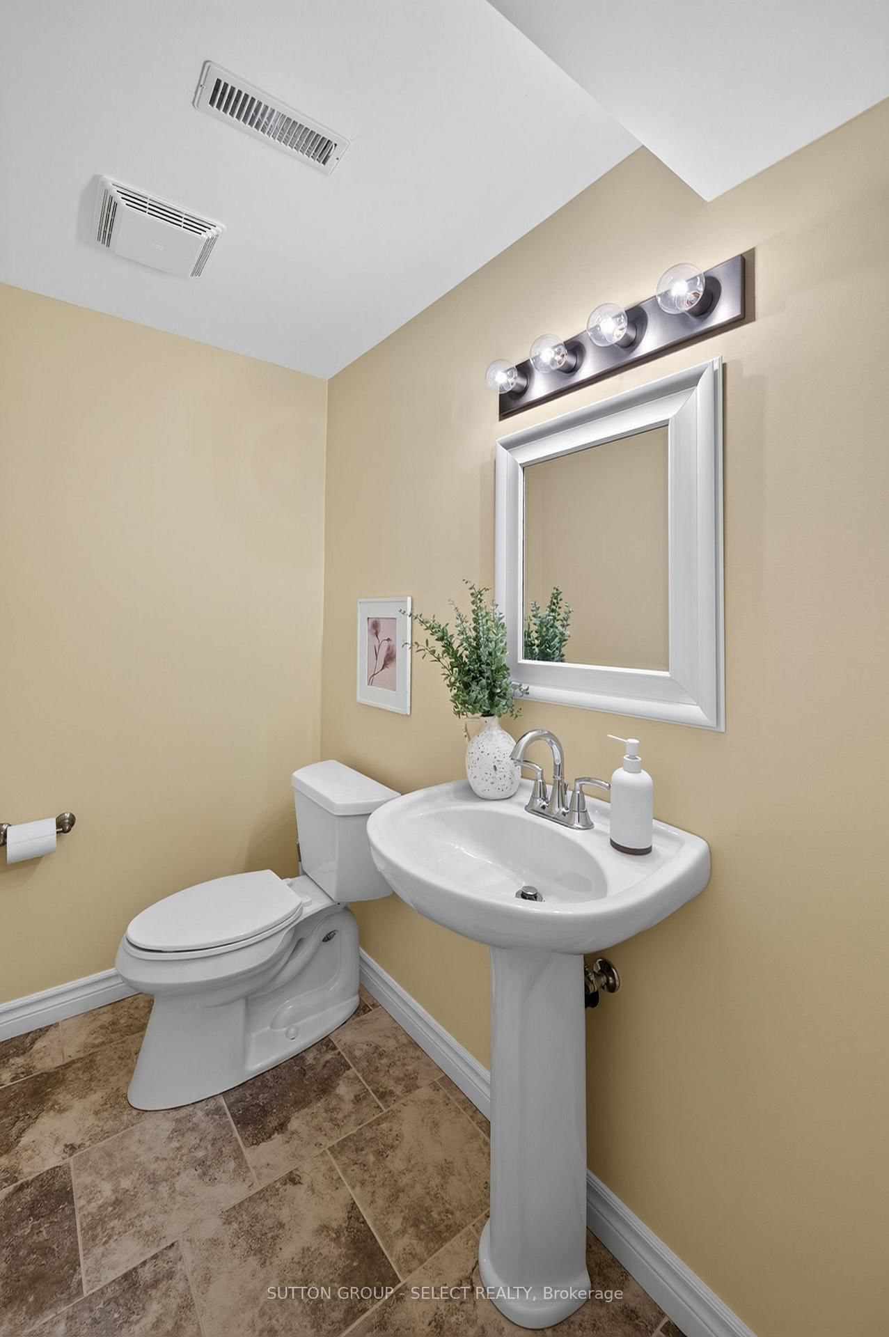3 Fieldstone Crescent N • Middlesex Centre, ON photo 31