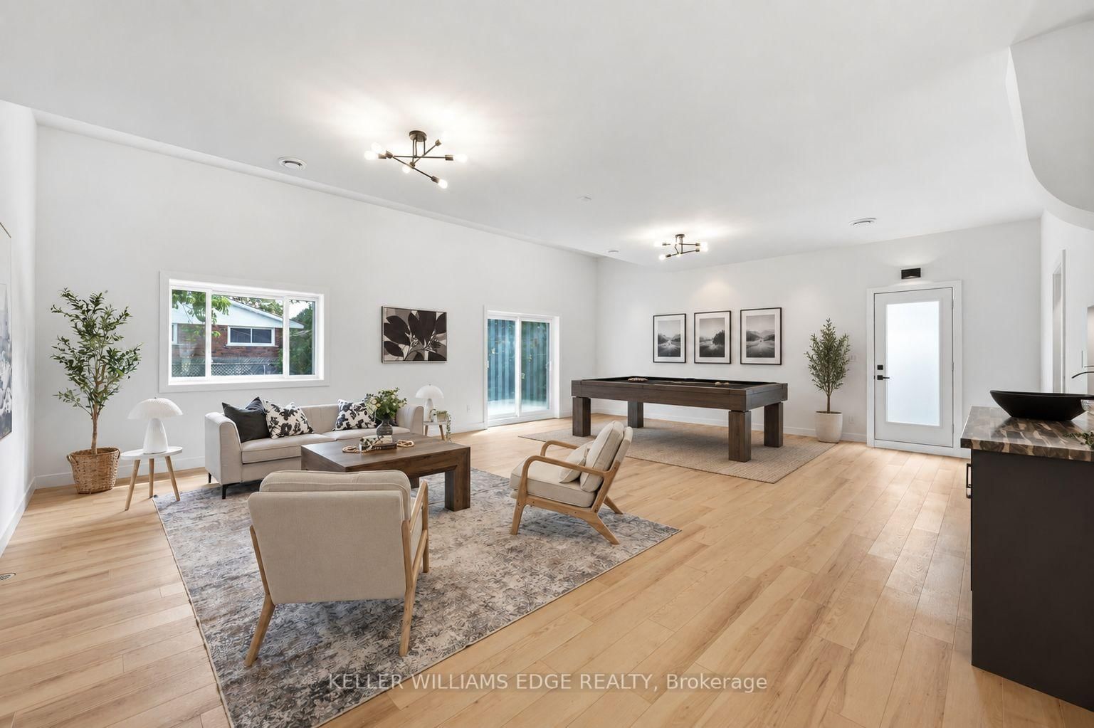 43 Champlain Avenue • Hamilton, ON photo 1