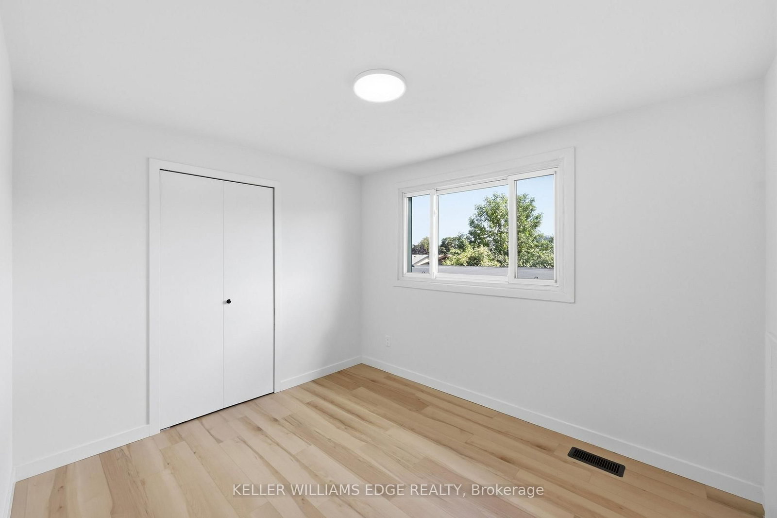 43 Champlain Avenue • Hamilton, ON photo 12