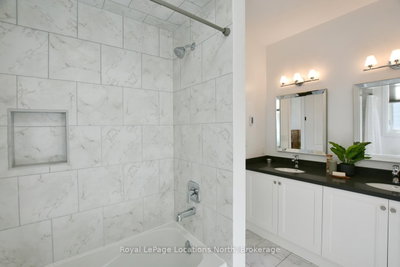 123 Crestview Court • Blue Mountains, ON photo 7