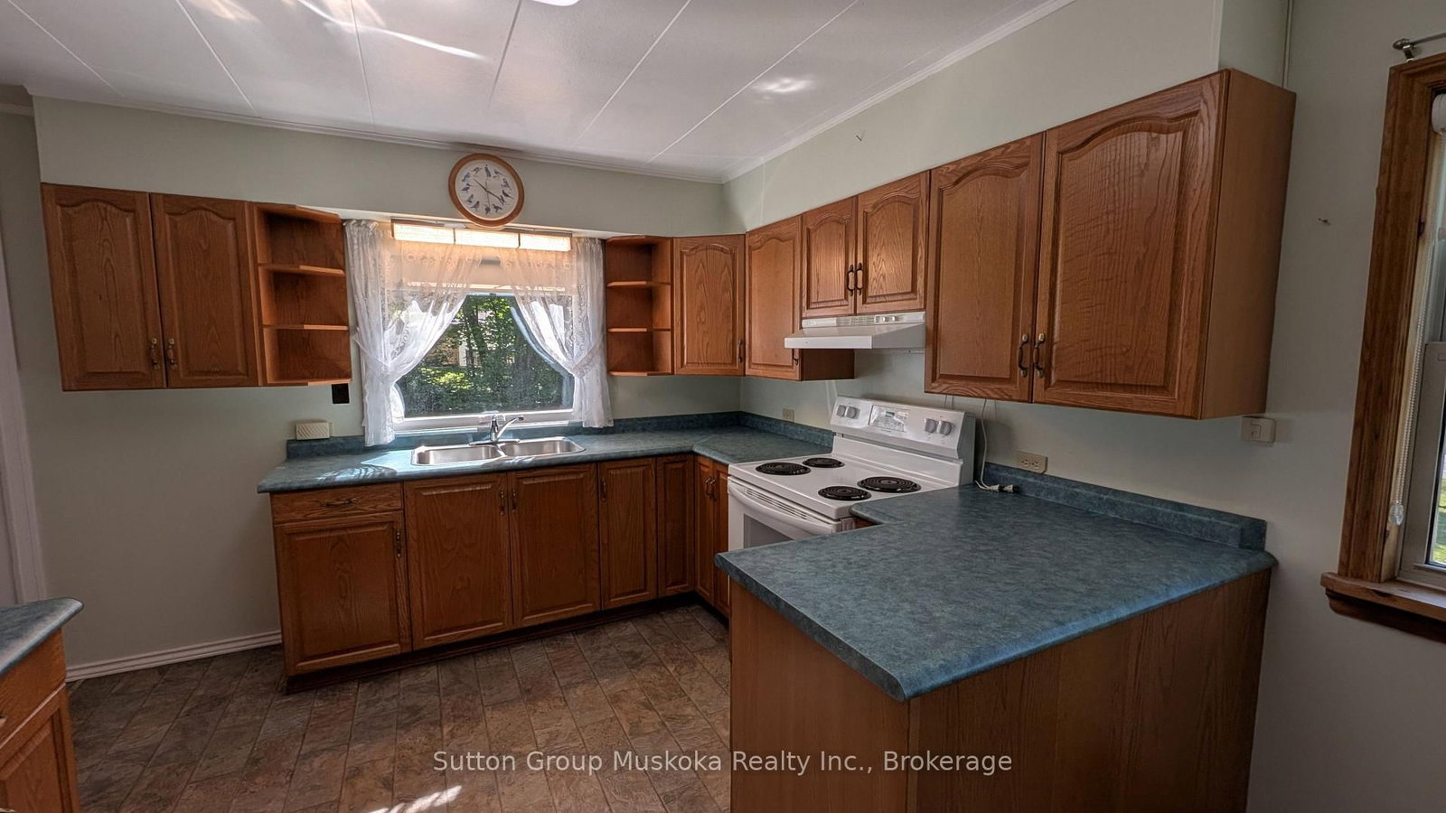 66 Hanes Road • Huntsville, ON photo 12