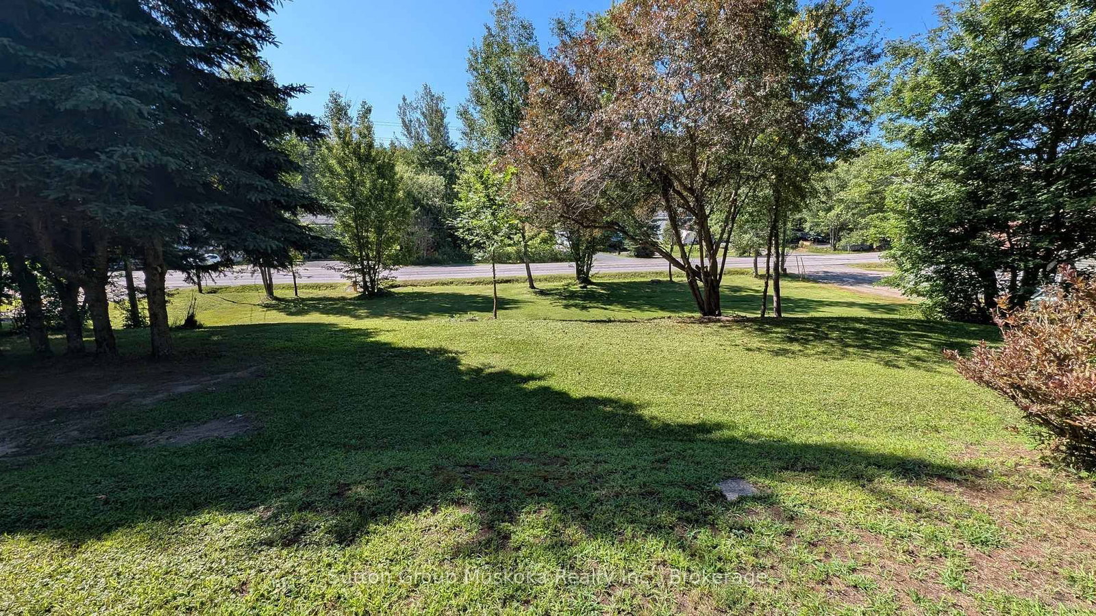 66 Hanes Road • Huntsville, ON photo 3