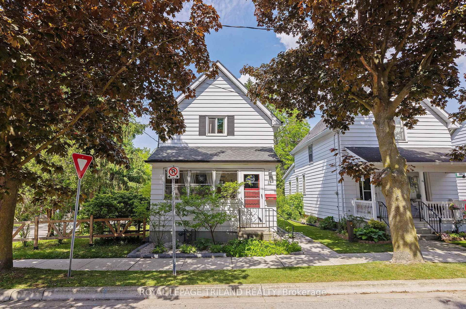 29 OLIVER Street • St. Thomas, ON photo 1