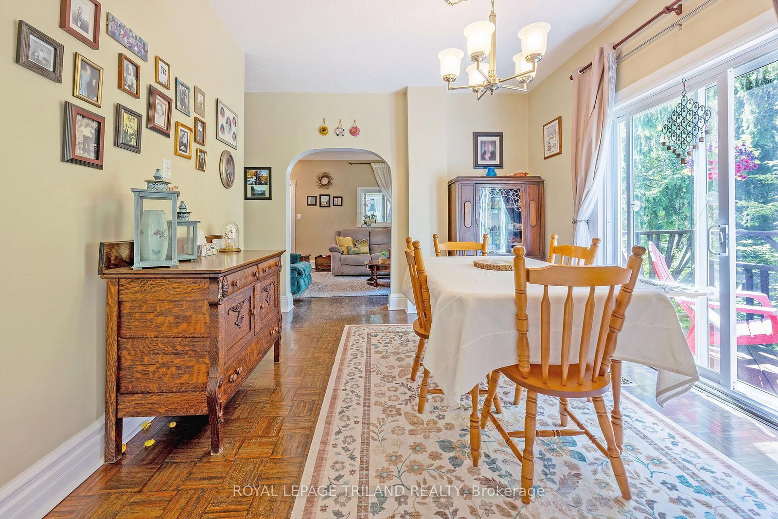 29 OLIVER Street • St. Thomas, ON photo 11