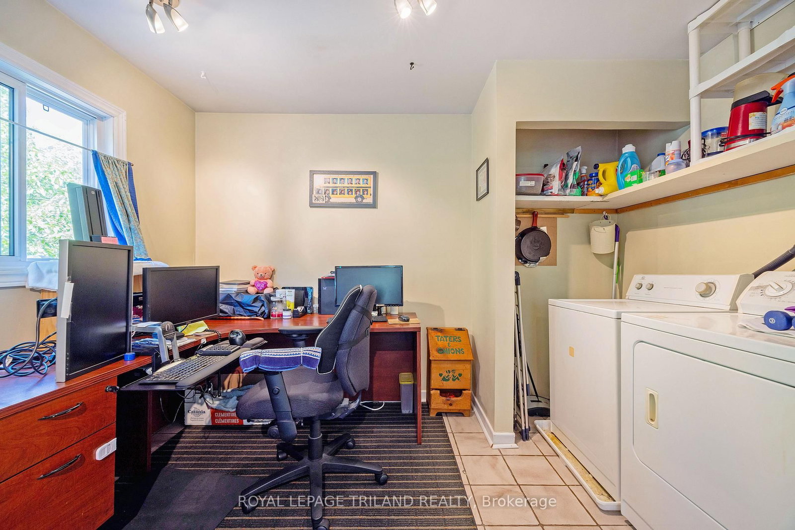 29 OLIVER Street • St. Thomas, ON photo 16