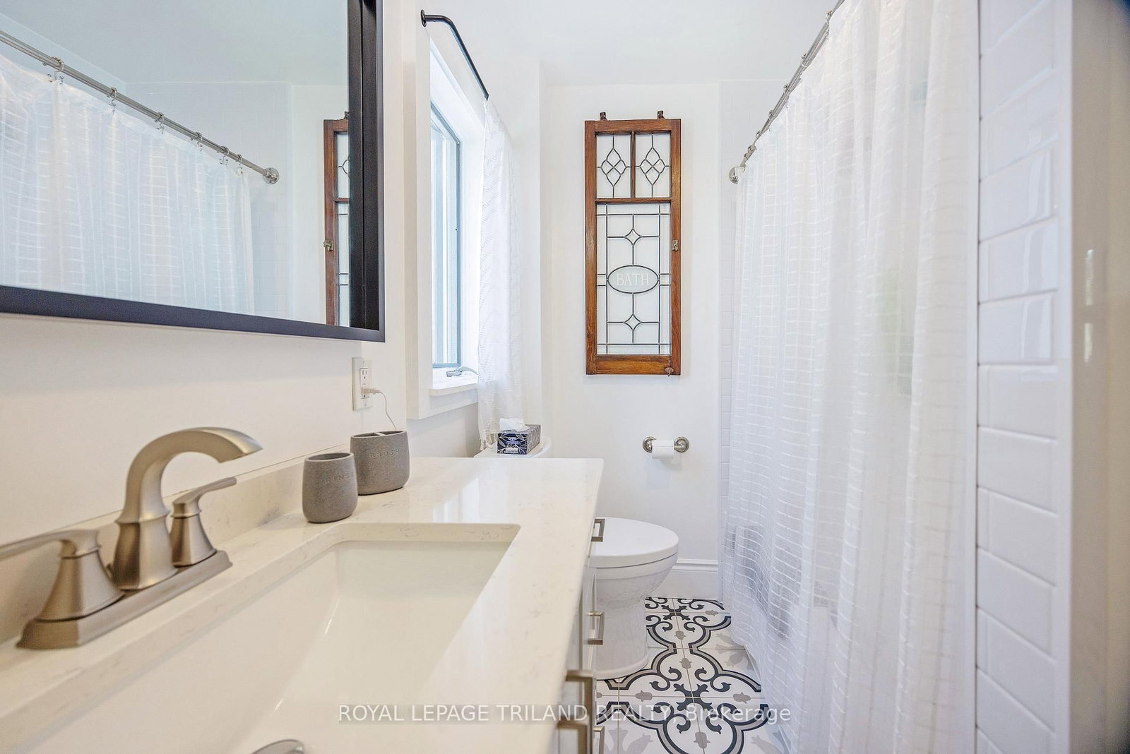 29 OLIVER Street • St. Thomas, ON photo 19