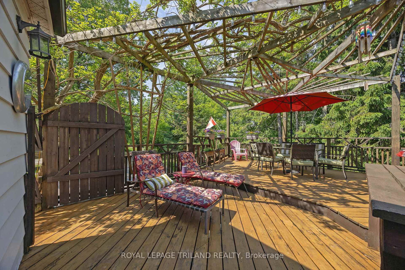 29 OLIVER Street • St. Thomas, ON photo 27
