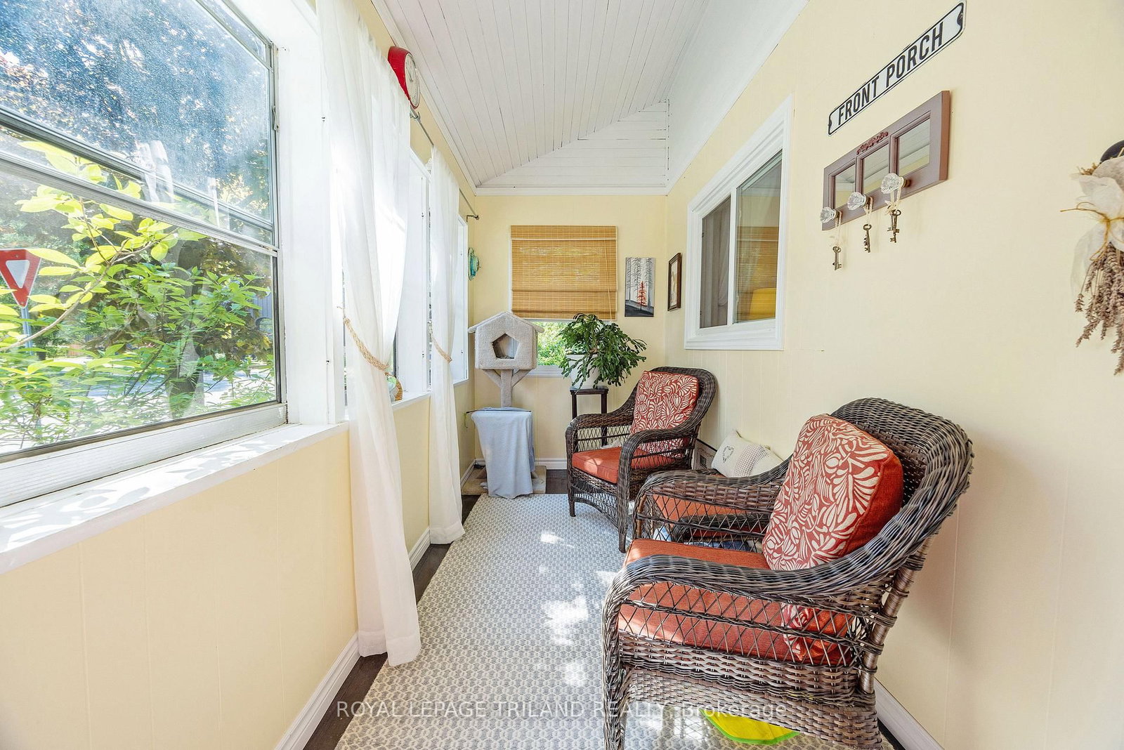 29 OLIVER Street • St. Thomas, ON photo 5