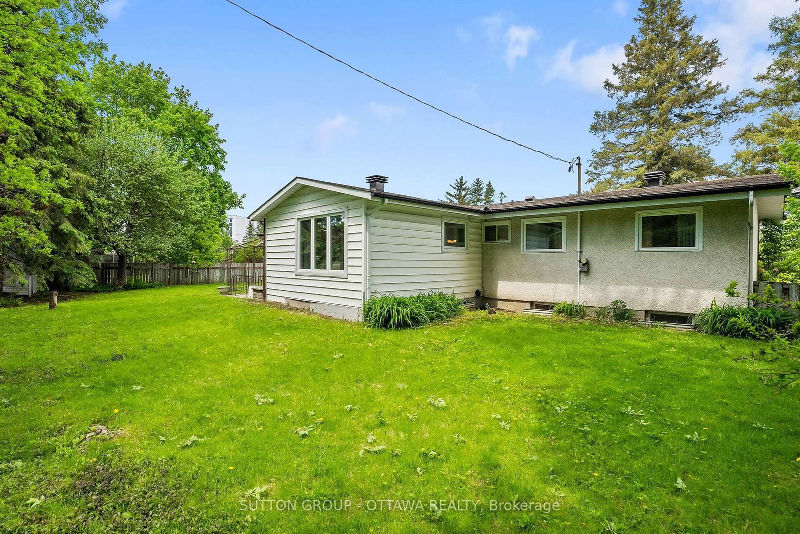 45 Larkspur Drive • Ottawa, ON photo 43