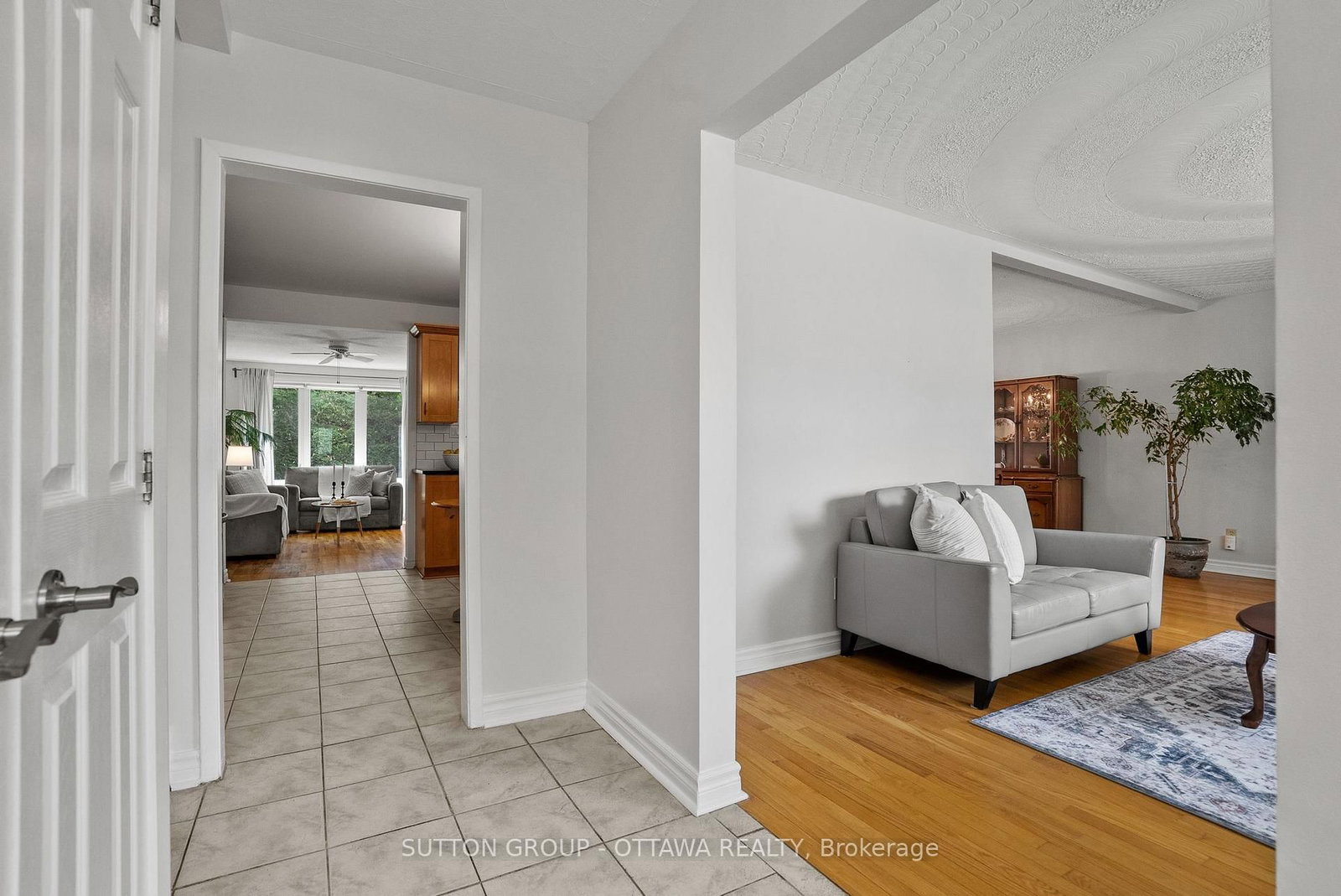 45 Larkspur Drive • Ottawa, ON photo 5