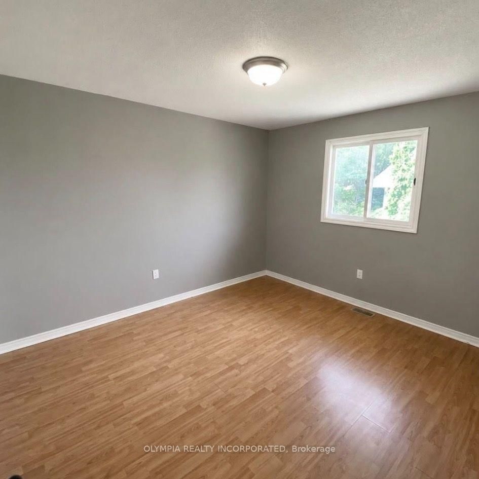 Upper - 7622 Chorozy Street, Niagara Falls 3
