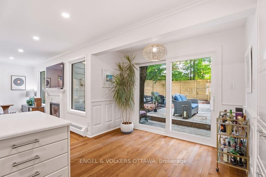 694 ISLAND PARK Drive • Ottawa, ON photo 13