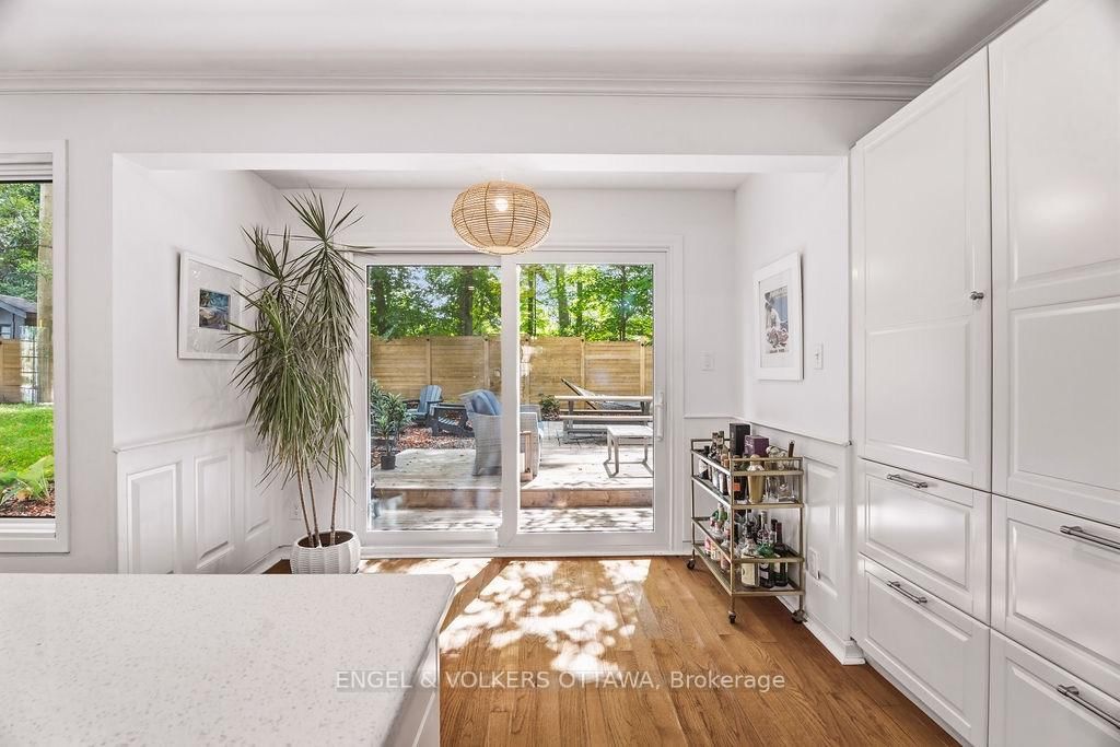 694 ISLAND PARK Drive • Ottawa, ON photo 14