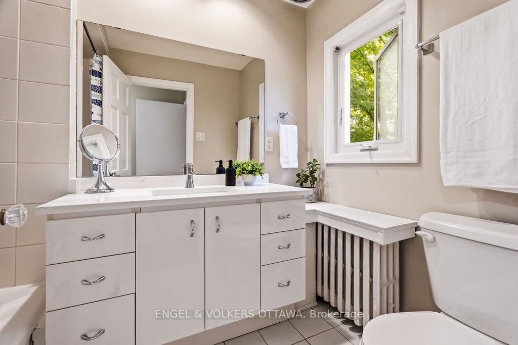 694 ISLAND PARK Drive • Ottawa, ON photo 31