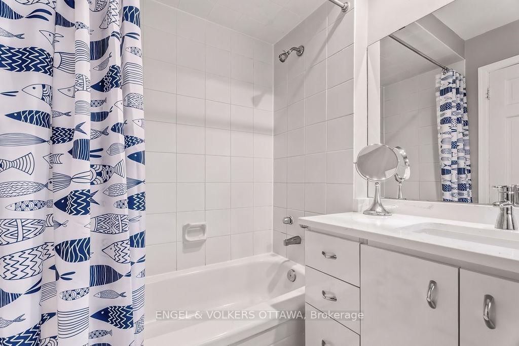 694 ISLAND PARK Drive • Ottawa, ON photo 32