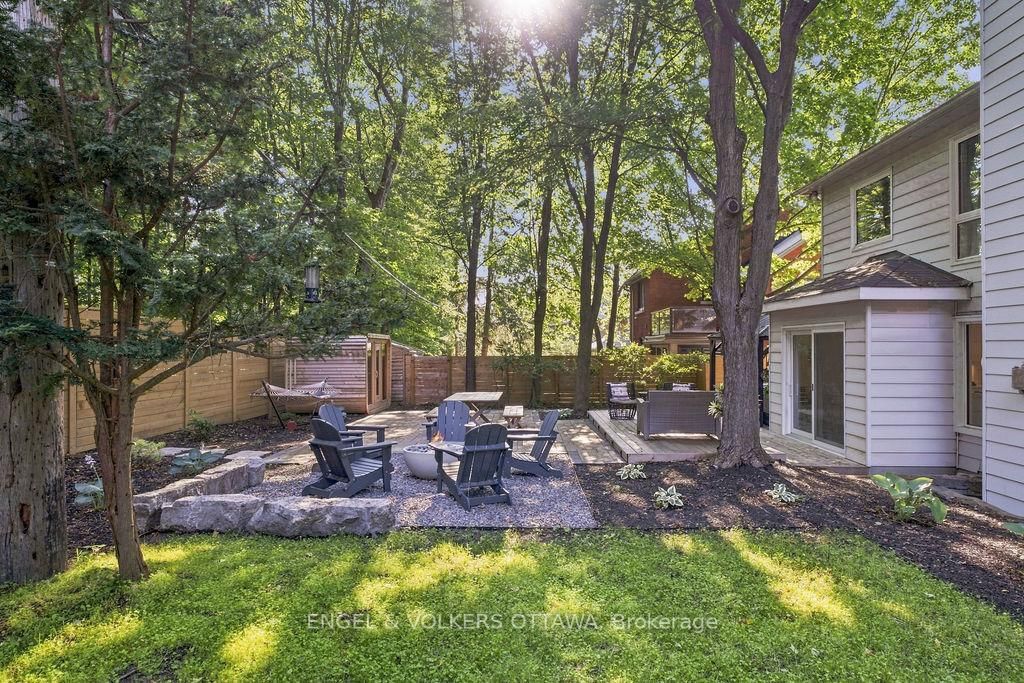 694 ISLAND PARK Drive • Ottawa, ON photo 35
