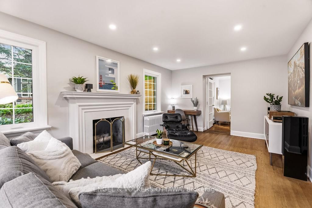 694 ISLAND PARK Drive • Ottawa, ON photo 5