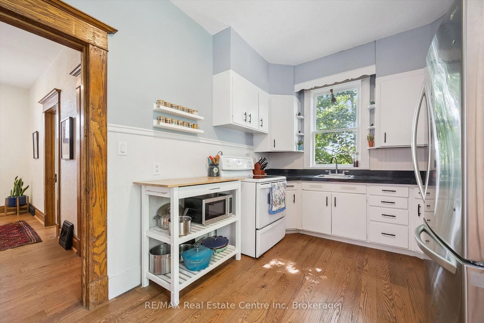 699 ST ANDREW Street W • Centre Wellington, ON photo 11