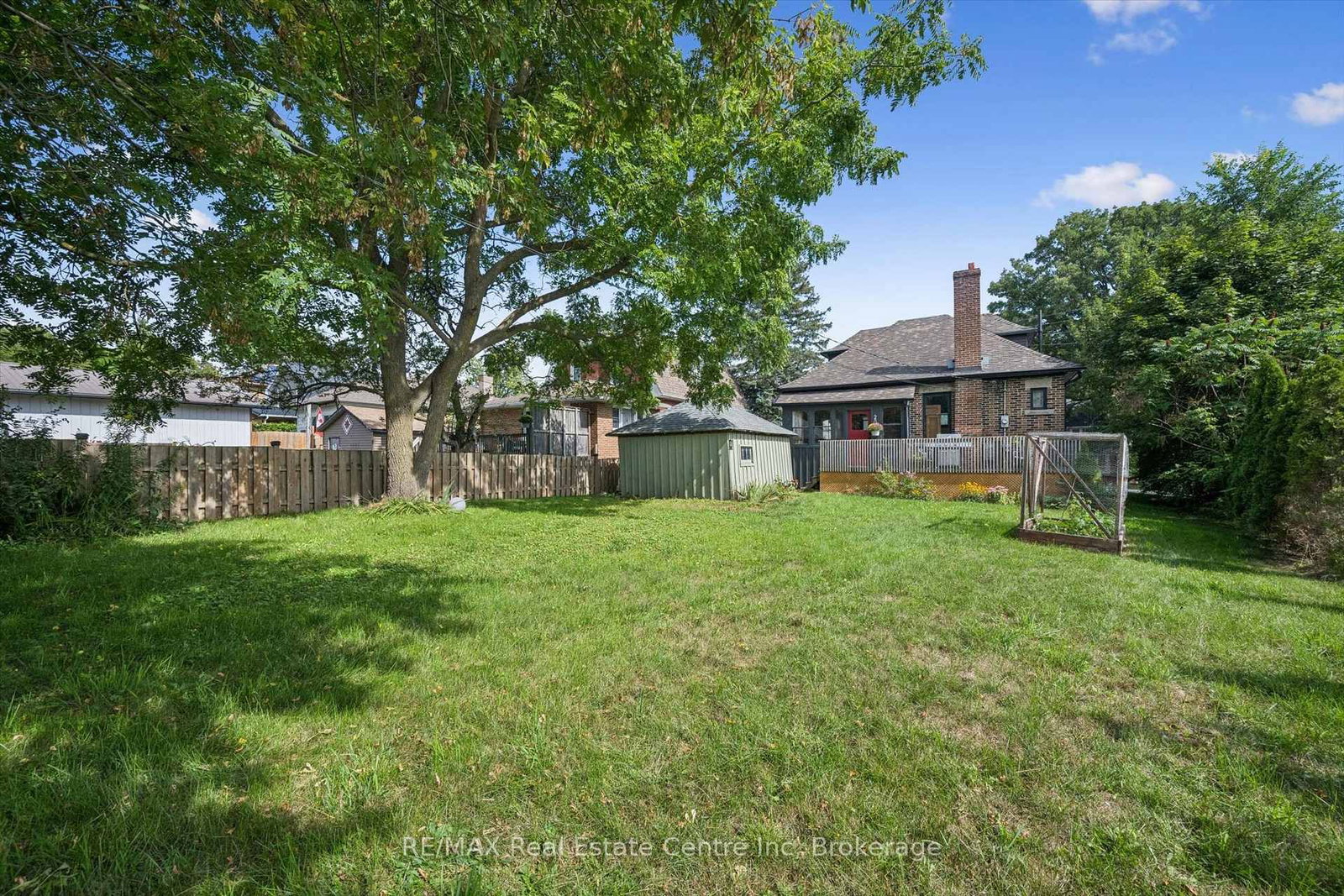699 ST ANDREW Street W • Centre Wellington, ON photo 36