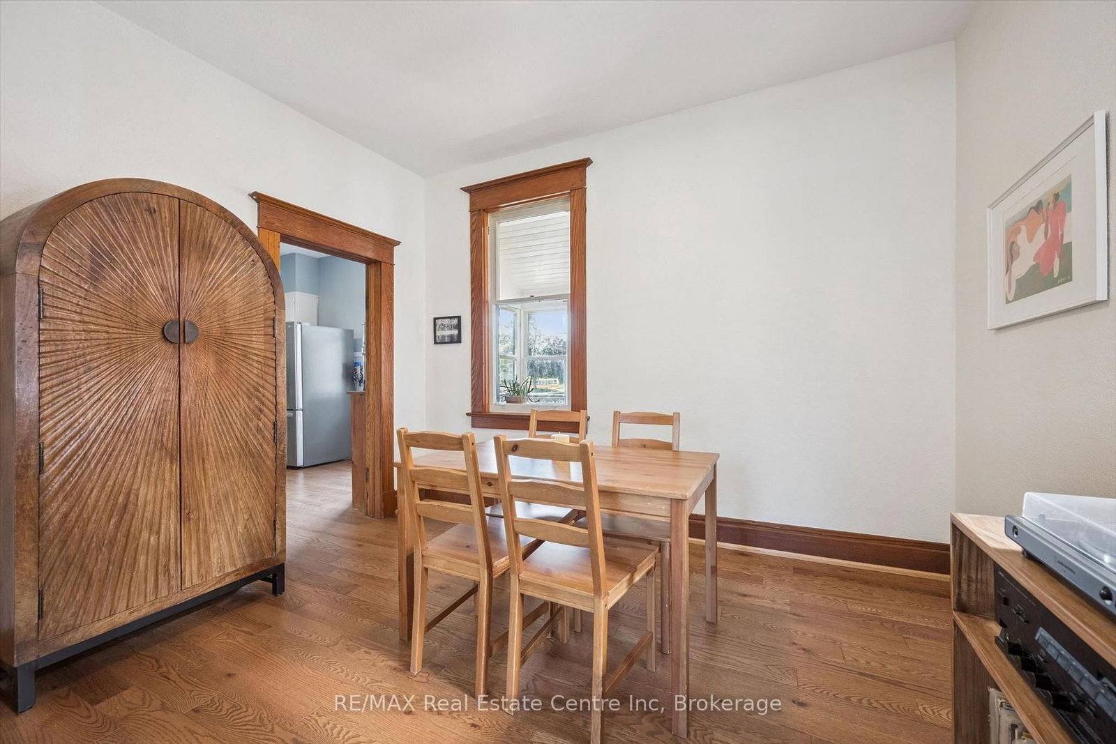 699 ST ANDREW Street W • Centre Wellington, ON photo 9