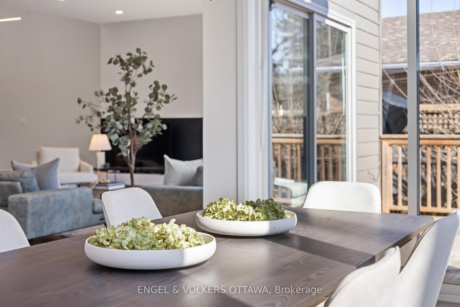 736 Sherbourne Road • Ottawa, ON photo 21