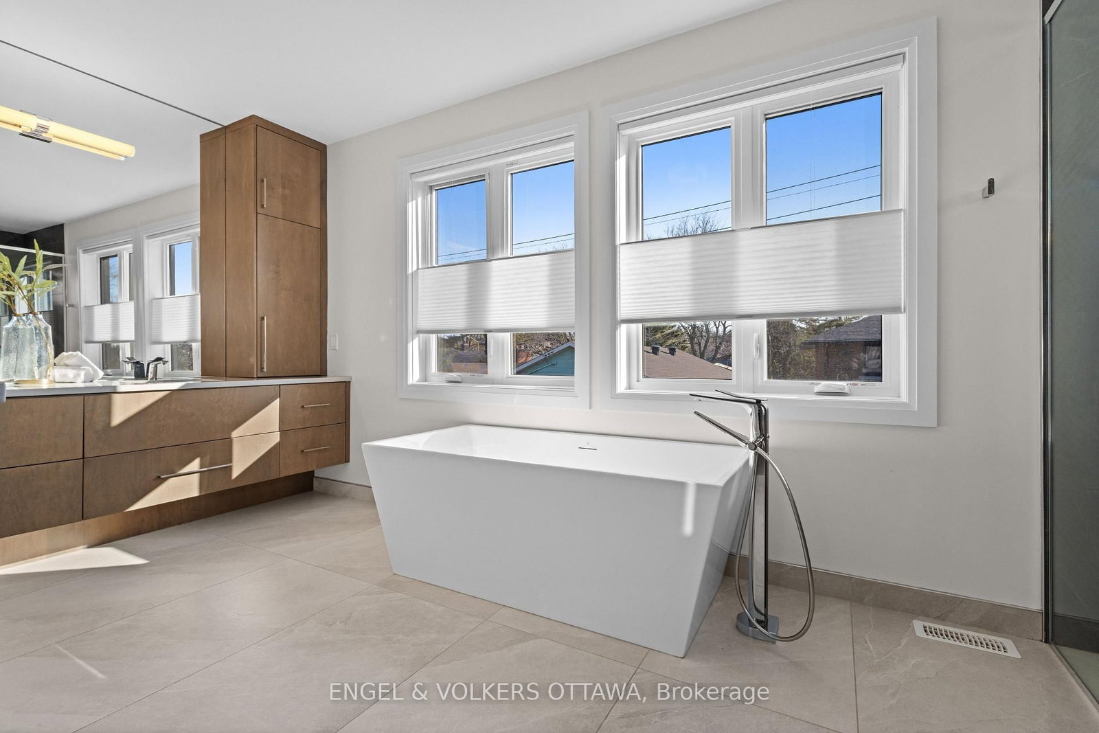 736 Sherbourne Road • Ottawa, ON photo 33