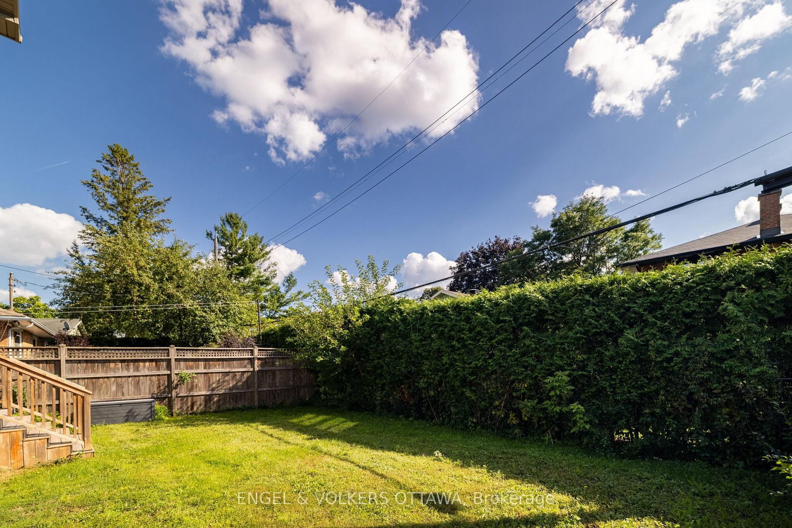 736 Sherbourne Road • Ottawa, ON photo 48