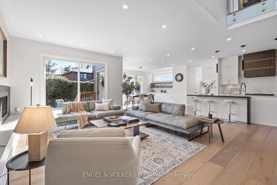 736 Sherbourne Road • Ottawa, ON photo 9