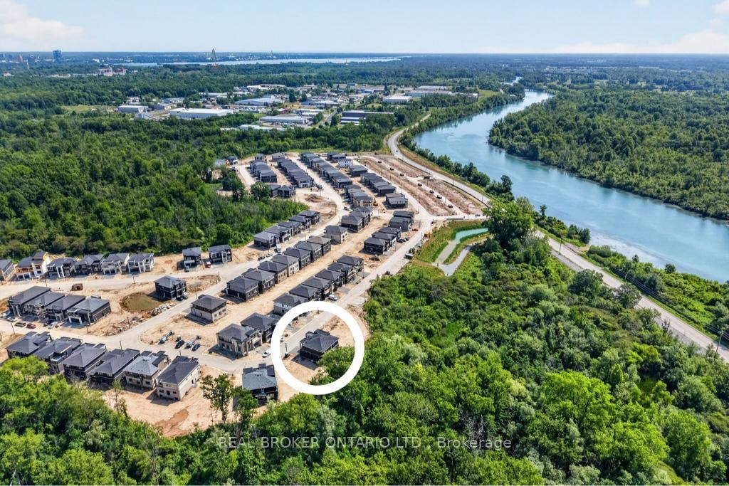 6632 Alexa Common • Niagara Falls, ON photo 49