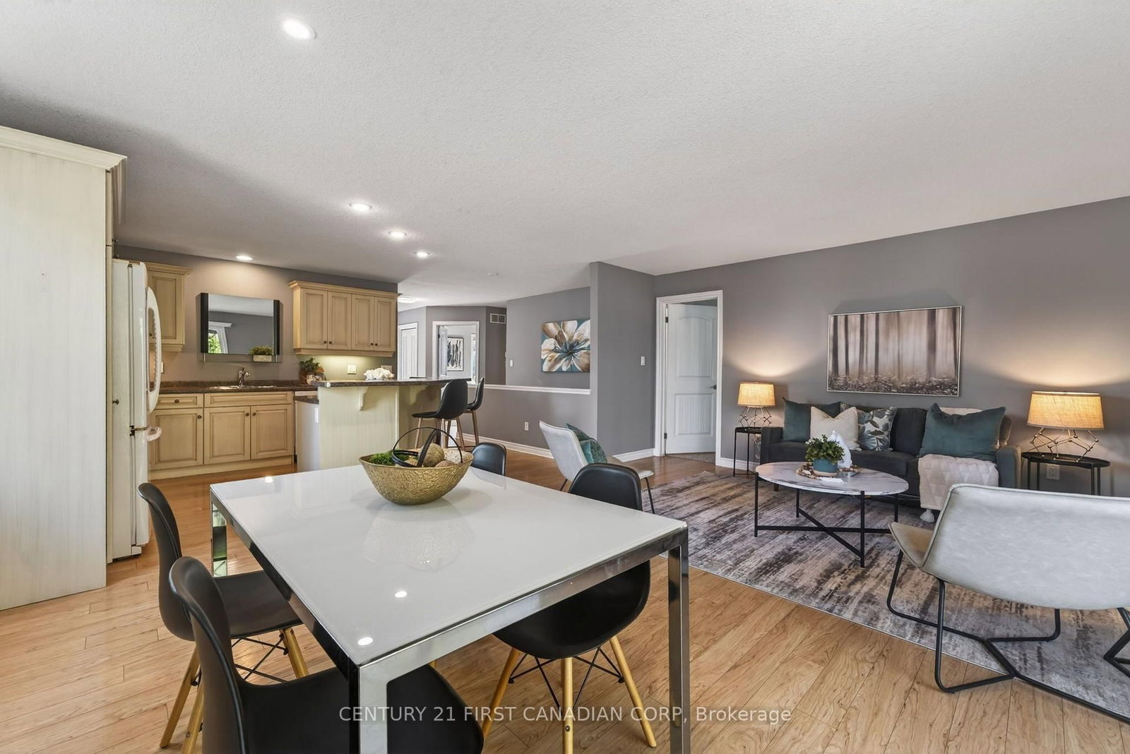 171 Francis Street • South Huron, ON photo 11
