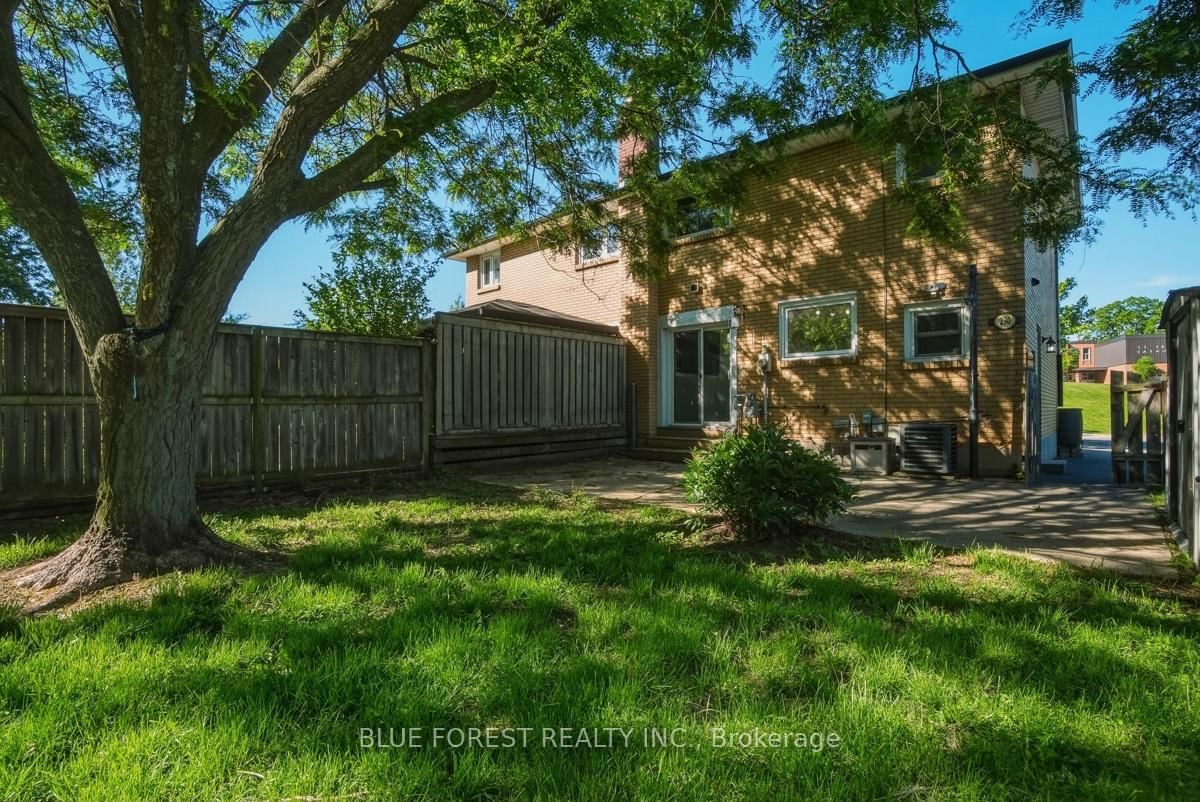 230 Cairn Street • London South, ON photo 44