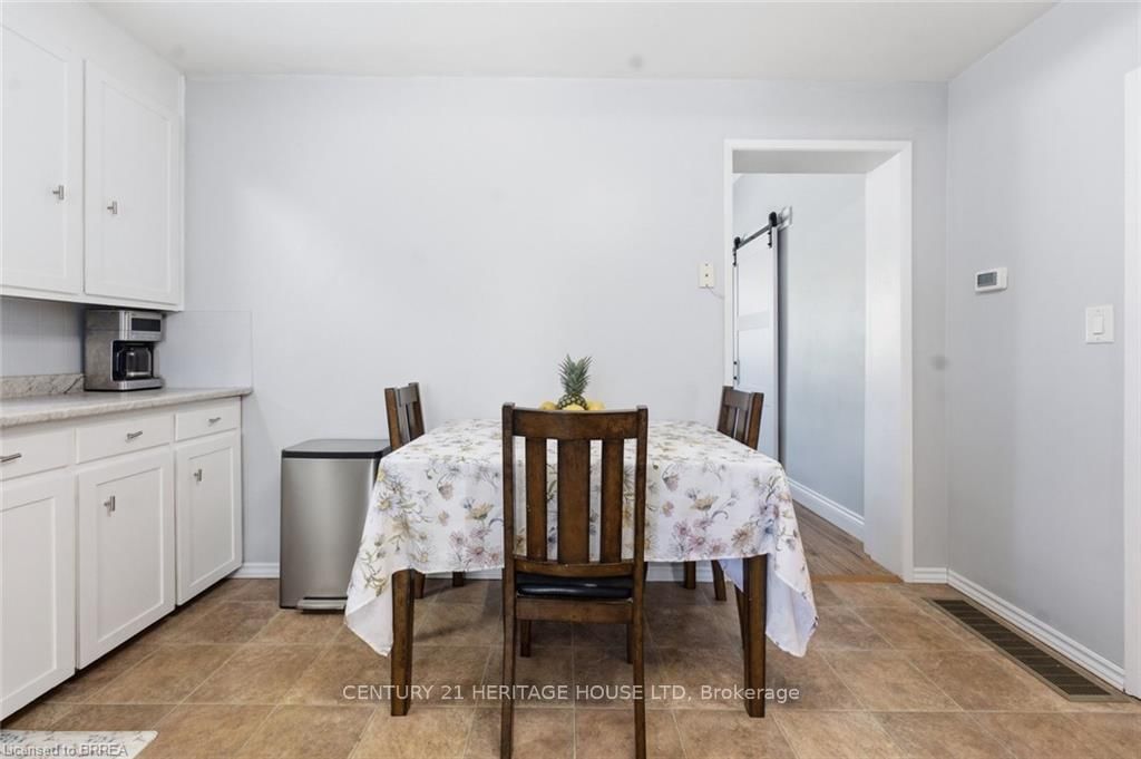 141 East Avenue • Brantford, ON photo 10