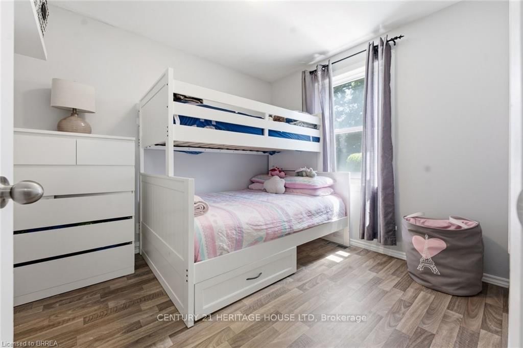 141 East Avenue • Brantford, ON photo 14