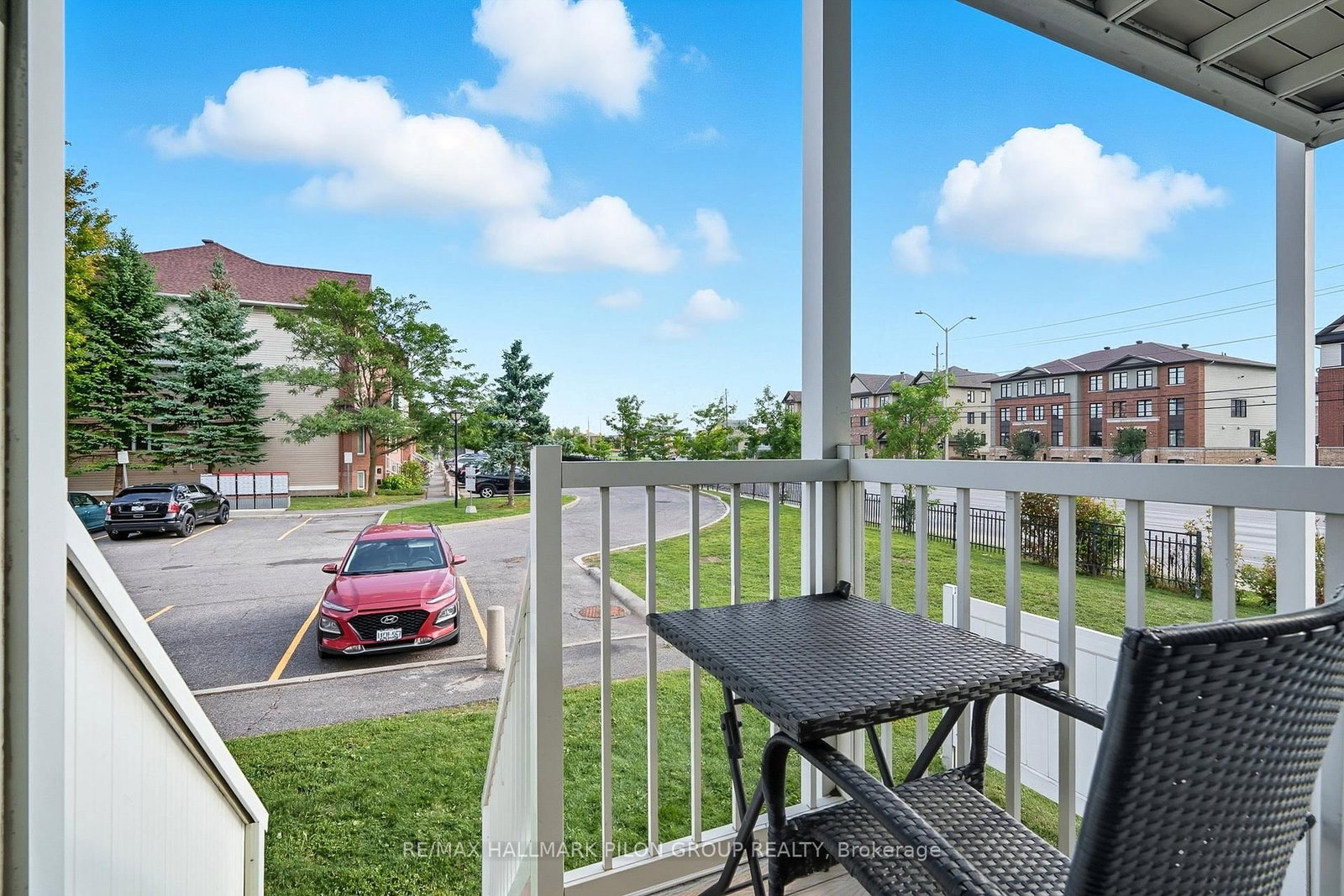 10 Lakepointe Drive • Orleans, ON photo 16