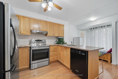 10 Lakepointe Drive • Orleans, ON photo 8