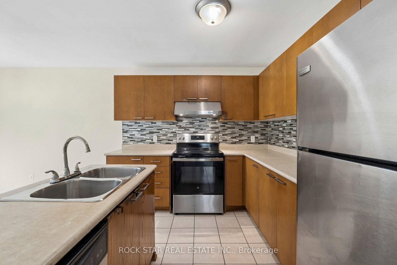 36 Chicory Crescent • St. Catharines, ON photo 8