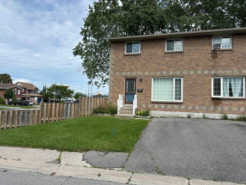 182 Rosemund Crescent