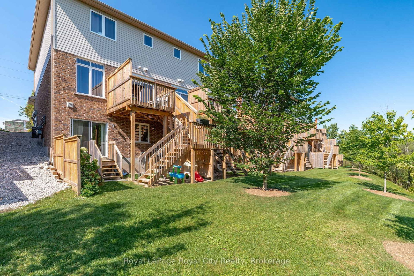 269 Watson Parkway N • #7 • Guelph, ON photo 38
