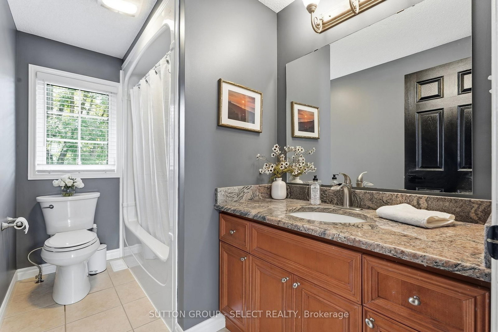 39 Carolinian Lane • Cambridge, ON photo 27