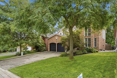 39 Carolinian Lane • Cambridge, ON photo 3